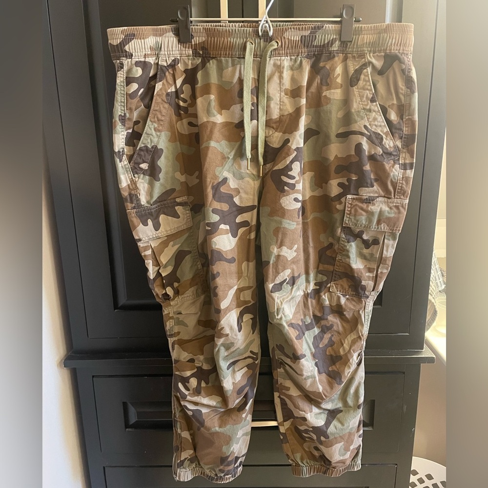 Polo Ralph Lauren Camo Cargo Joggers